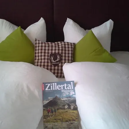 - Ferienwohnung Waldrand * Ried im Zillertal